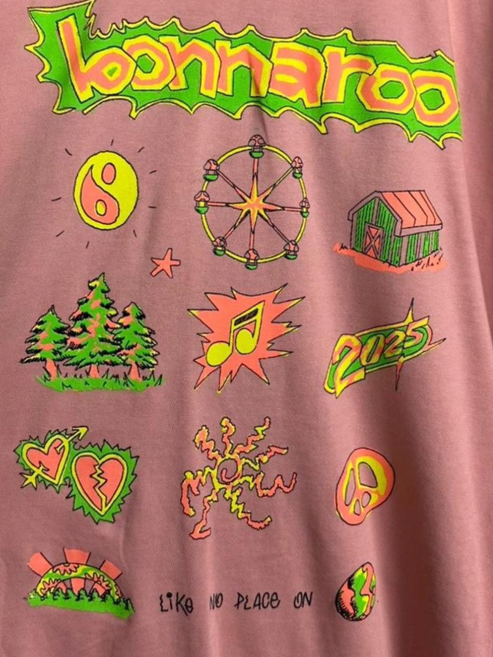 Peach Bonnaroo 2025 T-shirt
